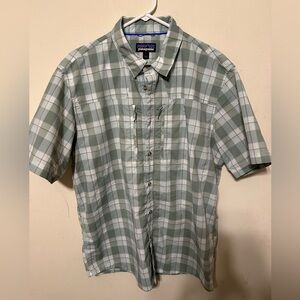 Patagonia
M's Sun Stretch Shirt
Style #
54266